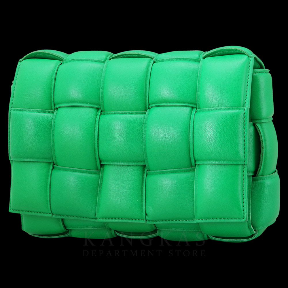 BOTTEGA VENETA(USED)보테가베네타 패딩 카세트 백